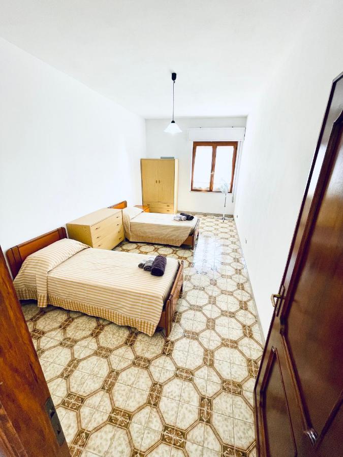 Sa Domu Zara - Ampia Casa Con Terrazzo Pula Exterior photo
